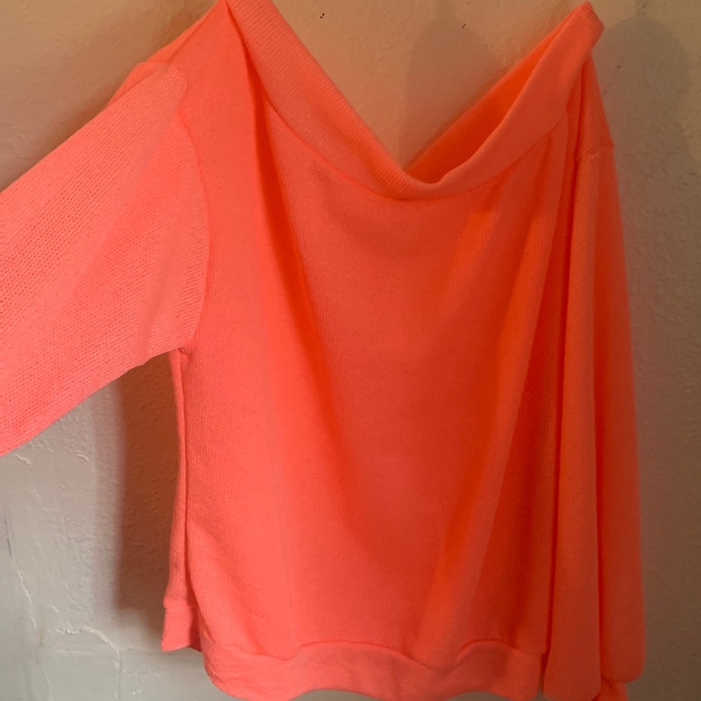 Size large coral top. New with tags.